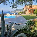 Androniki Villa *